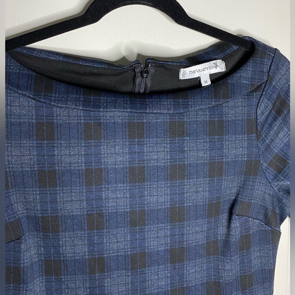 Vanity Room boatneck dress size medium! Excellent condition! - Picture 2 of 9